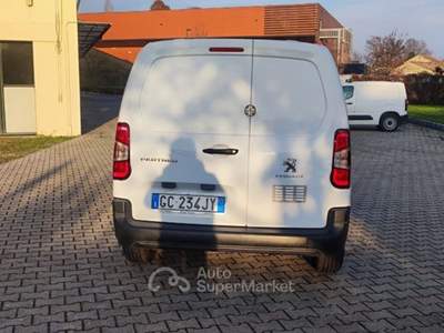 Peugeot Partner BlueHDi 100 S&S PL Furgone Premium Bianco usata Fonte