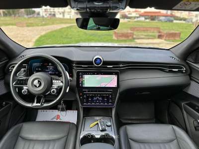Maserati Grecale 2.0 MHEV 300cv GT Bianco usata Castellaneta