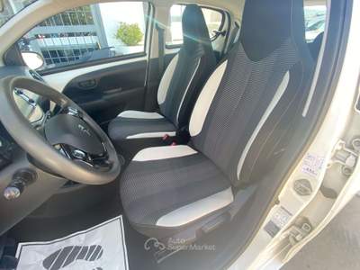 Peugeot 108 69cv Bianco usata Anzio