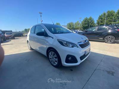 Peugeot 108 69cv Bianco usata Anzio