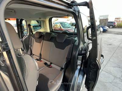 Ford Tourneo Courier 95cv Grigio usata Anzio