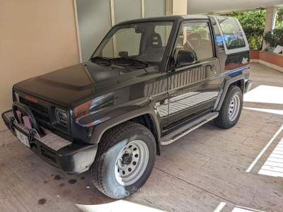Daihatsu Feroza 1.6i Resin-top Full-Time DX Nero usata Ventimiglia