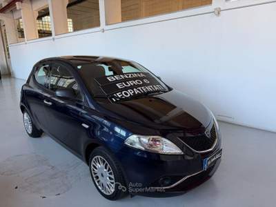 Lancia Ypsilon  1.2 69 CV 5p. Platinum Blu/Azzurro usata Parabiago