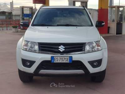 Suzuki Grand Vitara  1.9 DDiS 3p. Evolution Navi Bianco usata Quarto
