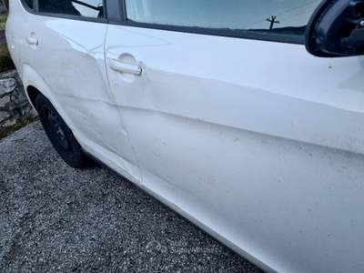 Seat Altea Demolita per esportazione, documenti Italiani Bianco usata Cogollo del Cengio