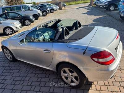 Mercedes-Benz SLK Unico proprietario, libero da incidenti  KM.  CERTIFICATI Argento usata Cartura