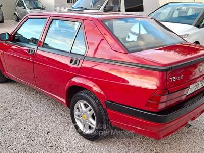 Alfa Romeo 75 IE Rosso usata Roma