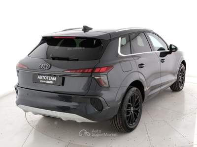Audi Q3 Q3 1.5 tfsi mhev business advanced 150cv s-tronic Grigio usata Padova