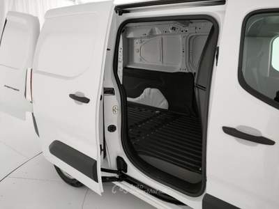 Peugeot Partner BlueHdi 100 cv S&S LONG IVA ESCLUSA Bianco usata Barletta