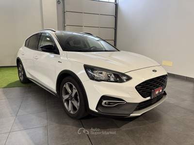 Ford Focus Focus 1.0 EcoBoost Hybrid 125 CV 5p. Active Bianco usata Cesena