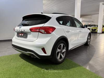 Ford Focus Focus 1.0 EcoBoost Hybrid 125 CV 5p. Active Bianco usata Cesena