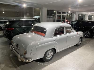Mercedes-Benz Classe G Mercedes-Daimler Benz 180 Grigio usata MONOPOLI