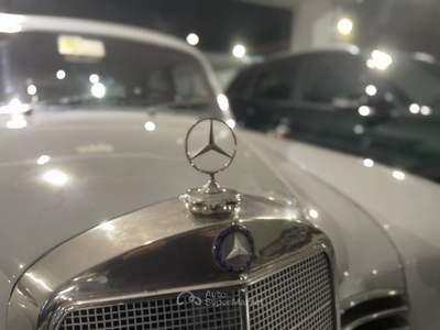 Mercedes-Benz Classe G Mercedes-Daimler Benz 180 Grigio usata MONOPOLI