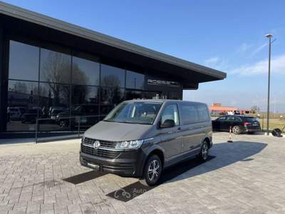 Volkswagen Multivan 2.0 TDI 110CV 9 POSTI Trendline ANCHE NE Grigio usata Russi