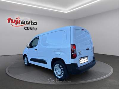 Toyota Proace Proace City 1.5D 100cv S&S L1 S Comfort Bianco usata Cuneo