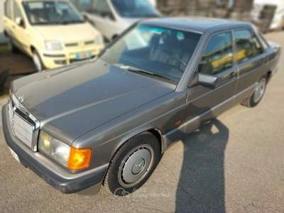 Mercedes-Benz Classe A 190 2.0 E cat TETTO APRIBILE!!!! Grigio usata Ferrara