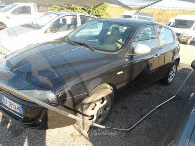 Alfa Romeo 147 DISTINCTIVE Nero usata Chions