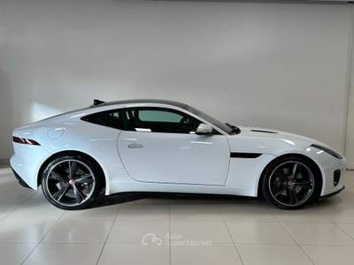 Jaguar F-Type 2.0 aut. Coupé R-Dynamic Bianco usata LODI