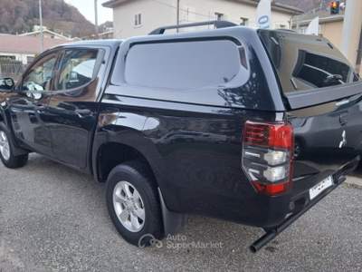 Mitsubishi L200 2.3 D Double Cab 4x4 Easy Select Invite Connect Nero usata Varallo