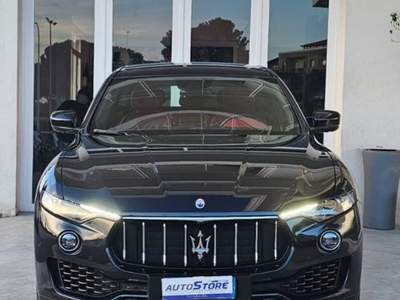 Maserati Levante 3.0 V6 Granlusso 275cv auto Nero usata Vittoria