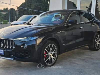 Maserati Levante 3.0 V6 Granlusso 275cv auto Nero usata Vittoria
