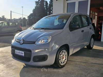 Fiat Panda 1.3 mjt 16v Easy s&s 95cv Grigio usata Vittoria
