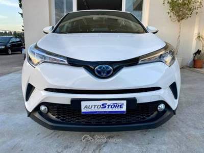 Toyota C-HR 1.8h Business 2wd e-cvt Bianco usata Vittoria