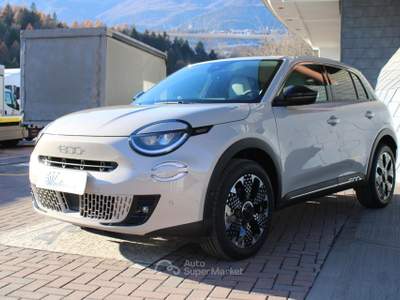 Fiat 600 Hybrid 110 CV DCT MHEV La Prima II Beige usata Denno