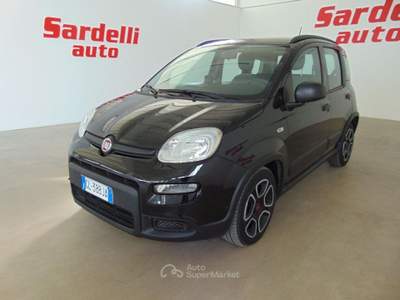Fiat Panda 1.0 FireFly S&S Hybrid City Life Nero usata San Vito dei Normanni