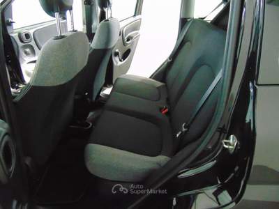 Fiat Panda 1.0 FireFly S&S Hybrid City Life Nero usata San Vito dei Normanni
