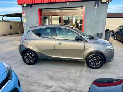 Lancia Ypsilon TUA A 149 EURO AL MESE! Grigio usata Latina