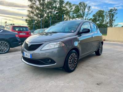 Lancia Ypsilon TUA A 149 EURO AL MESE! Grigio usata Latina