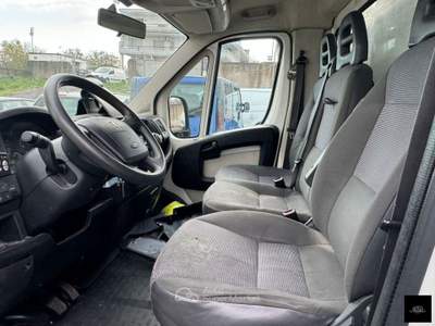 Peugeot Boxer 330 2.2 HDi/130CV FAP PC-TN Combi Comfort Bianco usata San Giuseppe Vesuviano