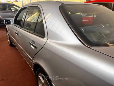 Mercedes-Benz Classe C C 200 C 200 cat Elegance Grigio usata Somma Lombardo