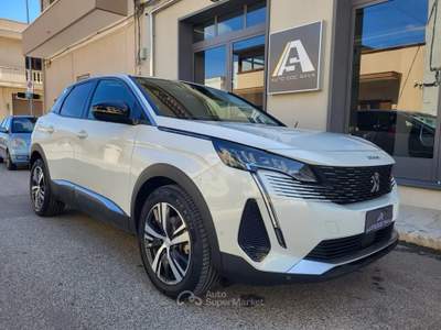 Peugeot 3008 S&S EAT8 Allure Bianco usata Sava
