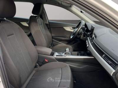 Audi A4 Avant 2.0TDI 150CV S tronic Bianco usata San Miniato