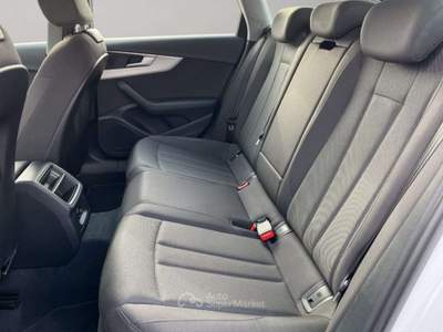 Audi A4 Avant 2.0TDI 150CV S tronic Bianco usata San Miniato