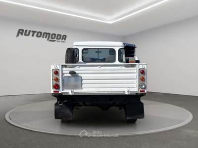 Land Rover Defender 2.2 TD4 110 PICK-UP Bianco usata San Miniato