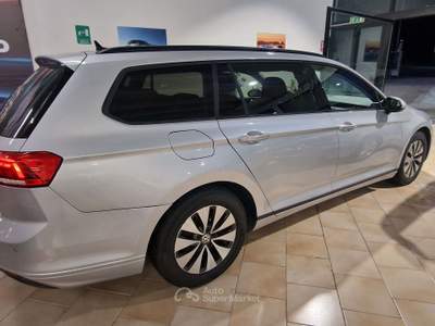 Volkswagen Passat 2.0 tdi Executive 150cv dsg Grigio usata Teramo