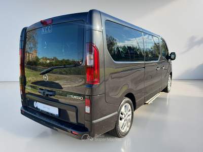 Opel Vivaro TOURER 9 POSSTI PASSO LUNGO 125 CV Nero usata Venezia