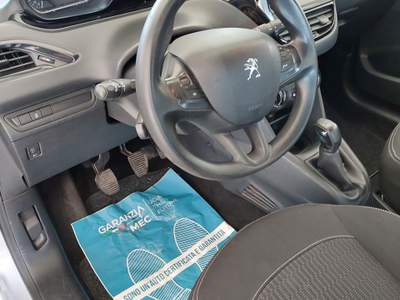 Peugeot 208 OTTIME CONDIZIONI Argento usata Mondragone