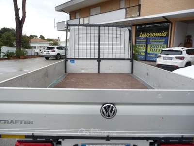 Volkswagen Crafter 35 2.0 TDI 140CV PL Cassonato Bus CASSONE FISSO Bianco usata Tolentino