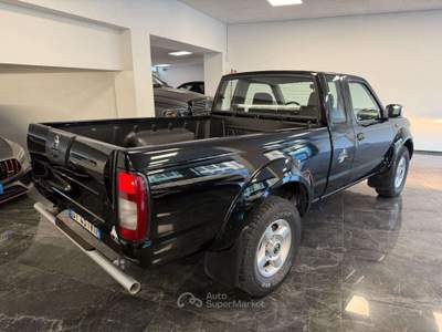 Nissan Navara 2.5 tdi 2p. King Cab - CABINA SINGOLA SEDILI RISC. Nero usata Villa Carcina