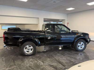 Nissan Navara 2.5 tdi 2p. King Cab - CABINA SINGOLA SEDILI RISC. Nero usata Villa Carcina