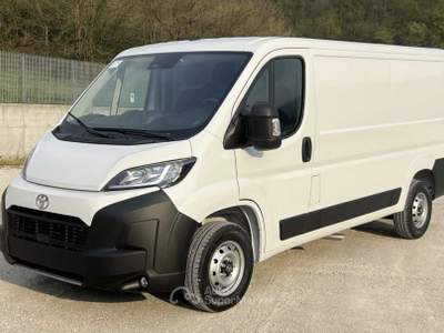 Toyota Proace Proace Max 33 2.2 BlueHDi 120CV PM-TN Furgone Bianco usata Occhiobello