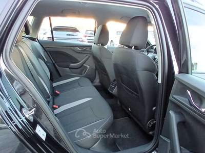 Skoda Kamiq Kamiq 1.0 tsi Selection 95cv Nero usata Pescantina
