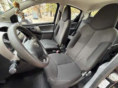 Toyota Aygo 5 porte Now Nero usata Andria
