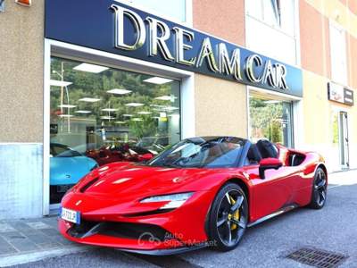 Ferrari SF90 Spider CON PIU' DI € 100.000 DI OPTIONALS Rosso usata Savona