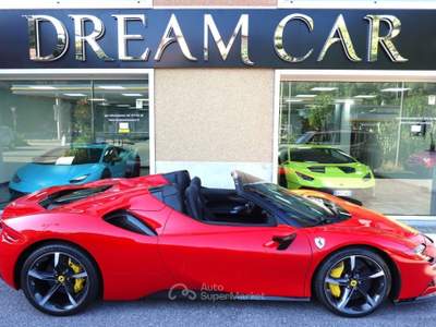 Ferrari SF90 Spider CON PIU' DI € 100.000 DI OPTIONALS Rosso usata Savona