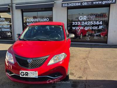 Lancia Ypsilon Ideale per neopatentati Rosso usata La Loggia